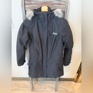 Columbia women’s Charcoal Puffer Jacket